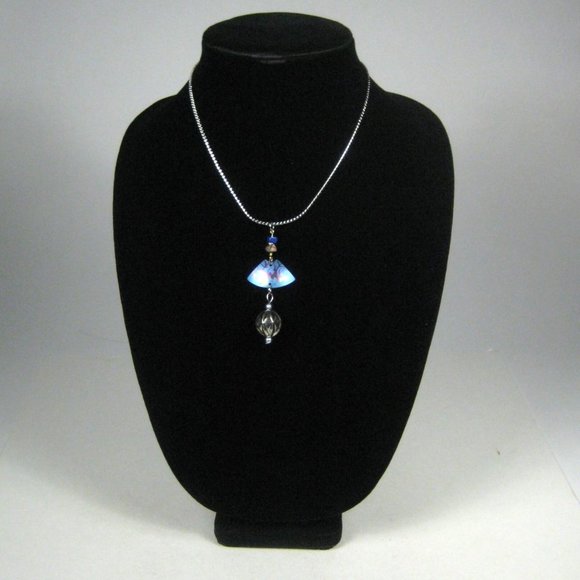 UPCYCLED Silvertone Chain Necklace 18 Inch Pendant Dangle Iridescent Statement - Picture 4 of 7